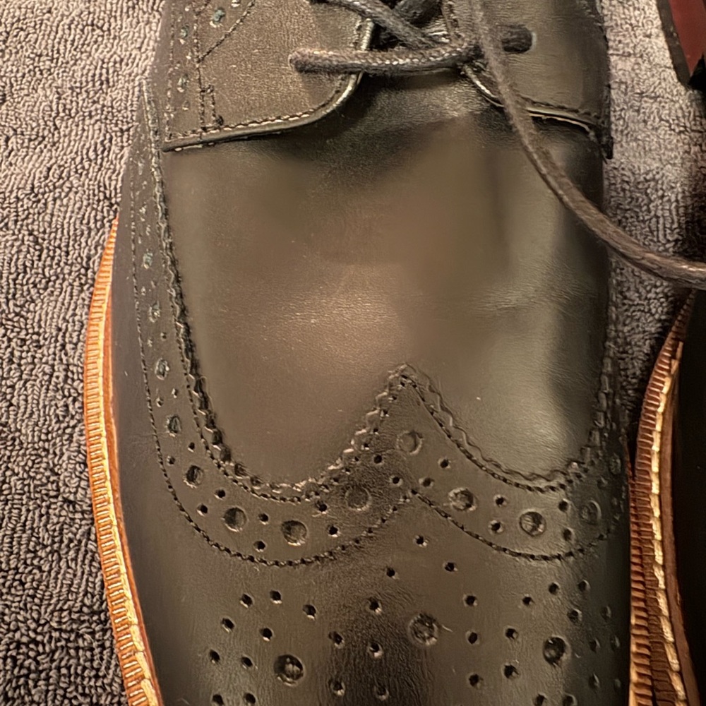 Men’s Banana Republic Black Leather Dress Shoes with Brown Welt Size 8.5 - Picture 12 of 14
